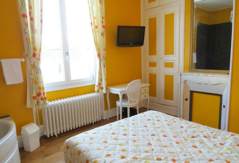 חדר סטנדרט נוף לבריכה, Manoir François 1er