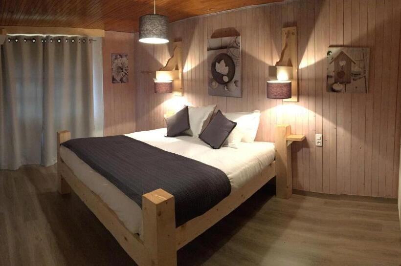 Номер Стандарт Вид на Горы, Relais Mont Jura Adults Only