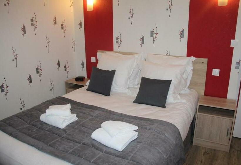 标准间, Au Petit Bonheur