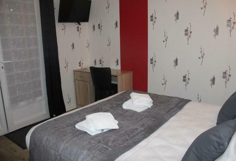 标准间, Au Petit Bonheur