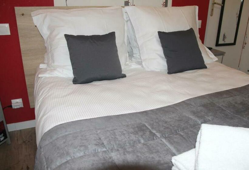 标准间, Au Petit Bonheur