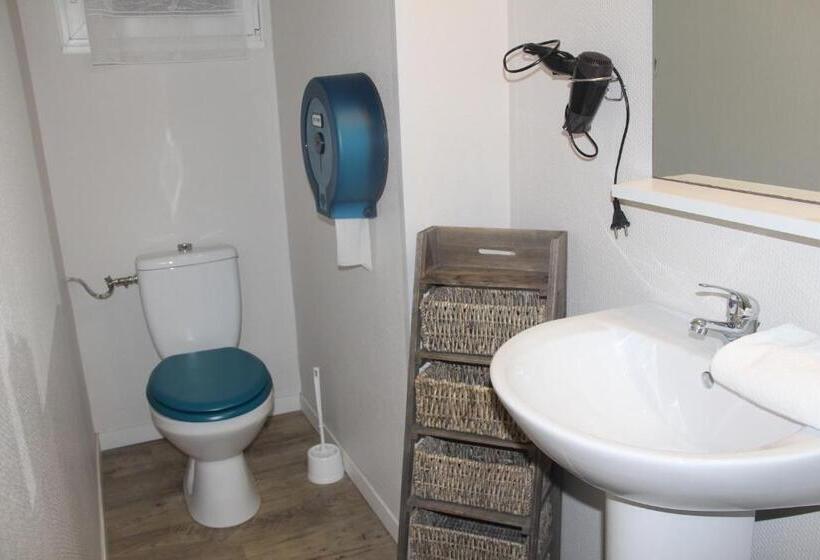 标准间, Au Petit Bonheur