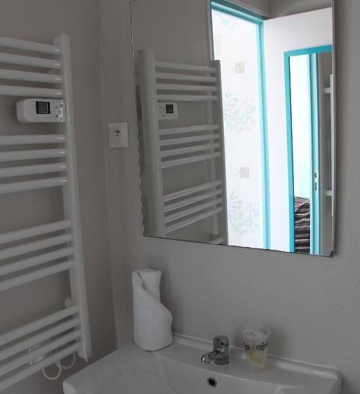 标准间, Au Petit Bonheur