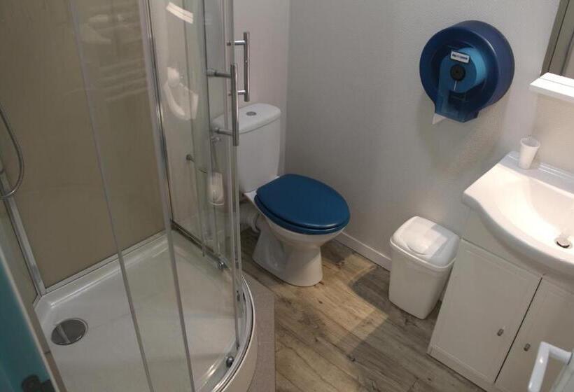 标准间, Au Petit Bonheur