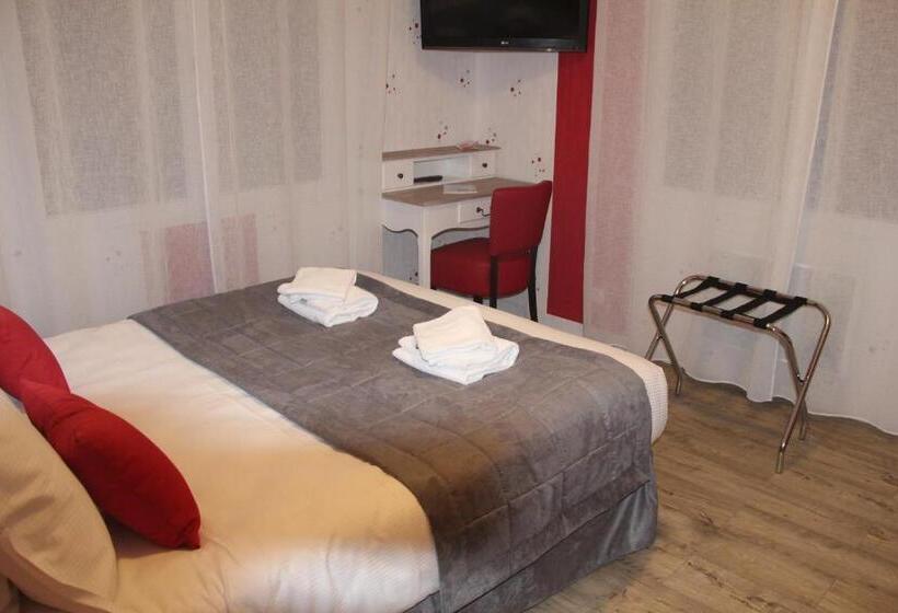 四人标准间, Au Petit Bonheur