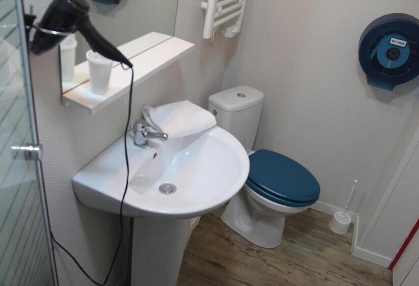 标准间, Au Petit Bonheur