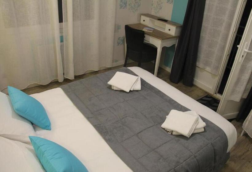 标准间, Au Petit Bonheur