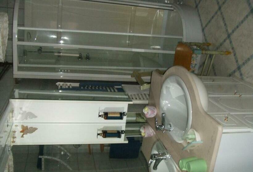 スタンダードルーム, Aux P'tits Boulas