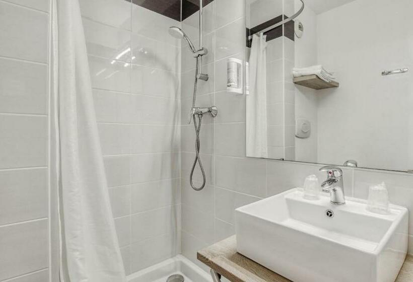 غرفة قياسية, Brit Hotel Clermont Lʼhérault