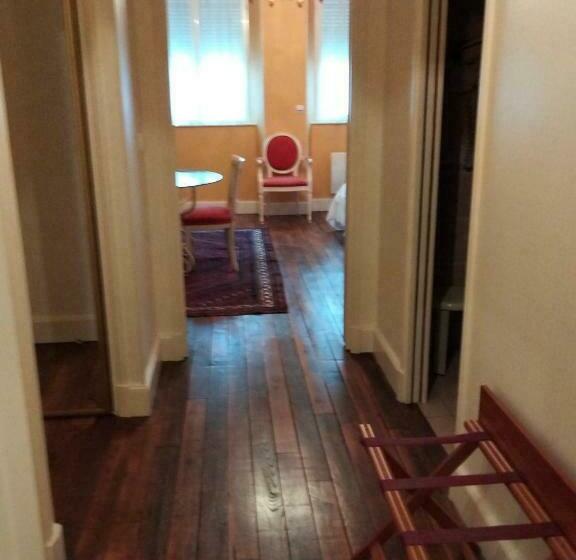 סוויטה, Castel Jeanson