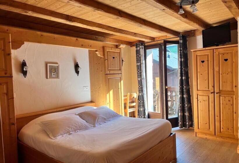 Perhehuone, Fleur Des Neiges