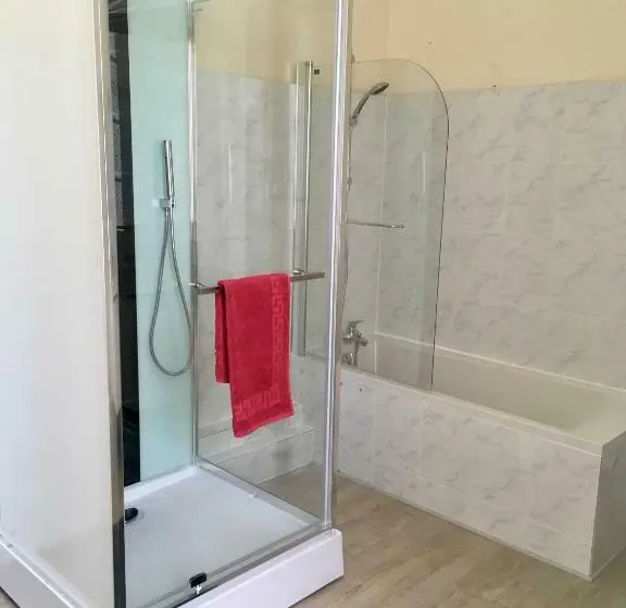 Premium-huone, Hôtel De France Et De Russie
