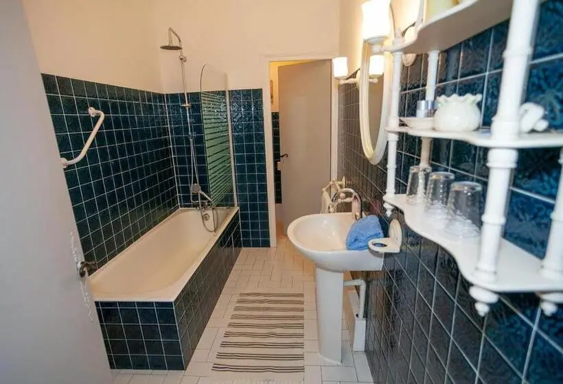 Premium-huone, Hôtel De France Et De Russie