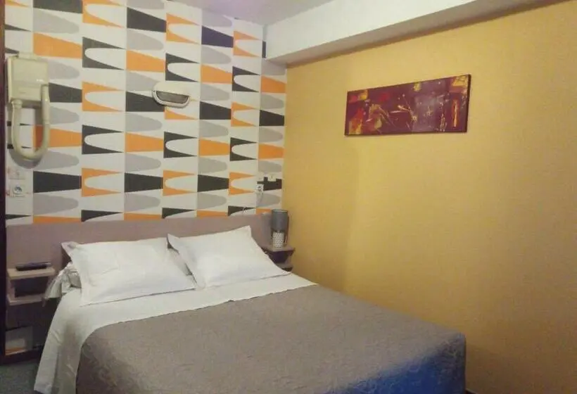 Standard-huone, Hôtel Des Touristes