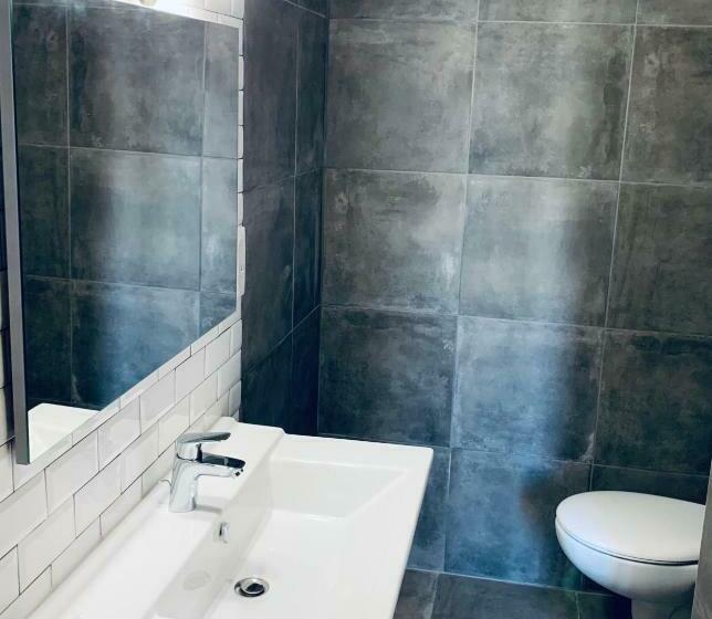 标准间, Les Arbousiers