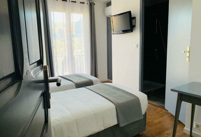 标准间, Les Arbousiers