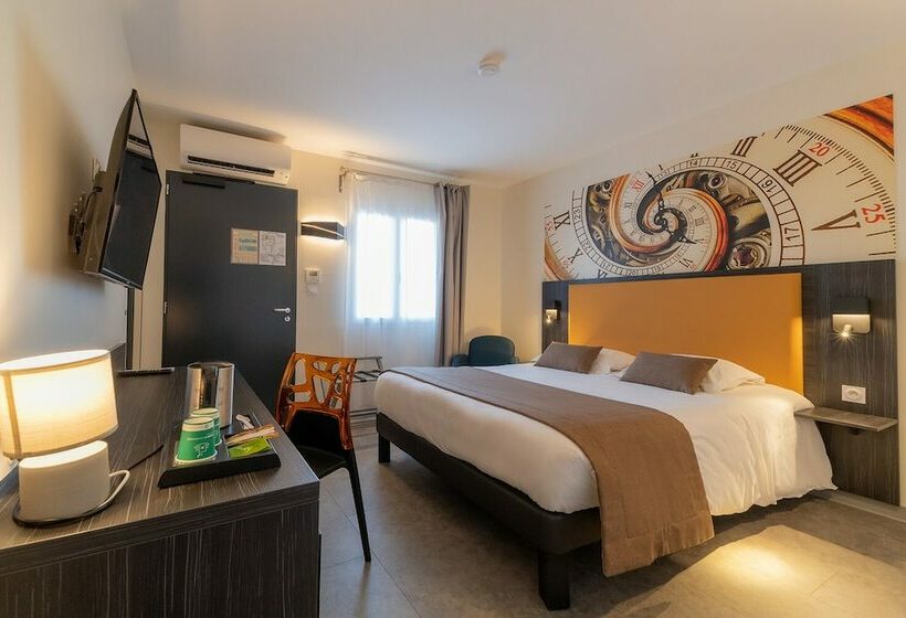 חדר סטנדרט, L Horloge Gourmande