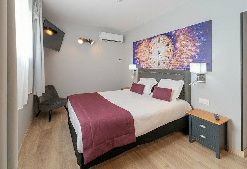 غرفة عائلية, L Horloge Gourmande