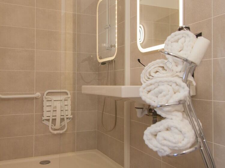 חדר סופריור, L Horloge Gourmande