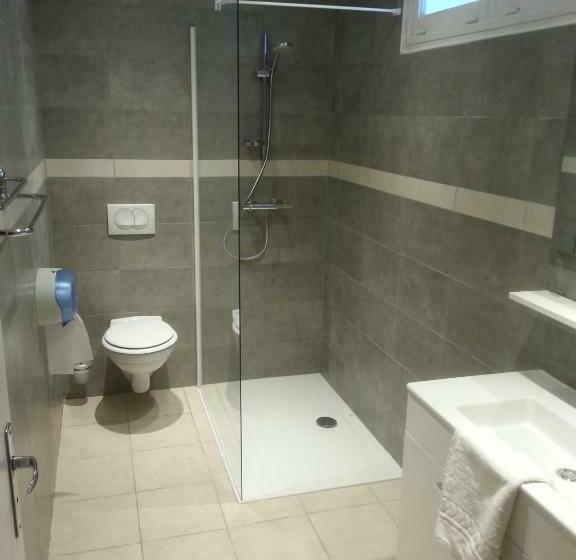 스탠다드 룸, Hôtel Restaurant Le Blueberry