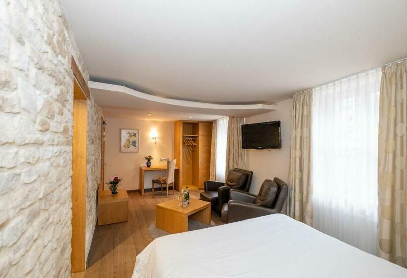 주니어 스위트, La Couronne à Wissembourg