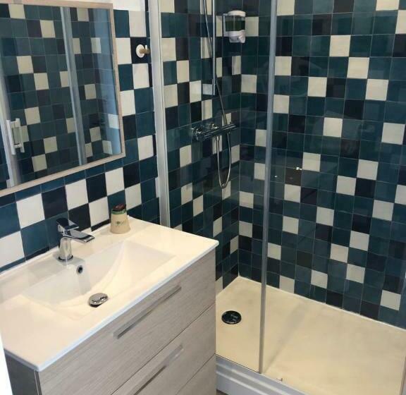 غرفة قياسية فردية, Maison Richet