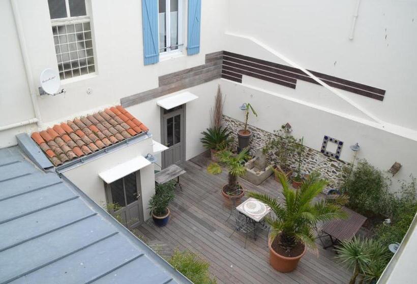 غرفة قياسية مطلّة علي الحديقة, Maison Richet