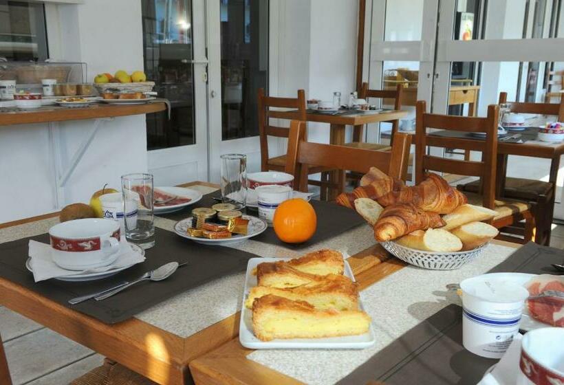 高级大房间, Restaurant Txistulari