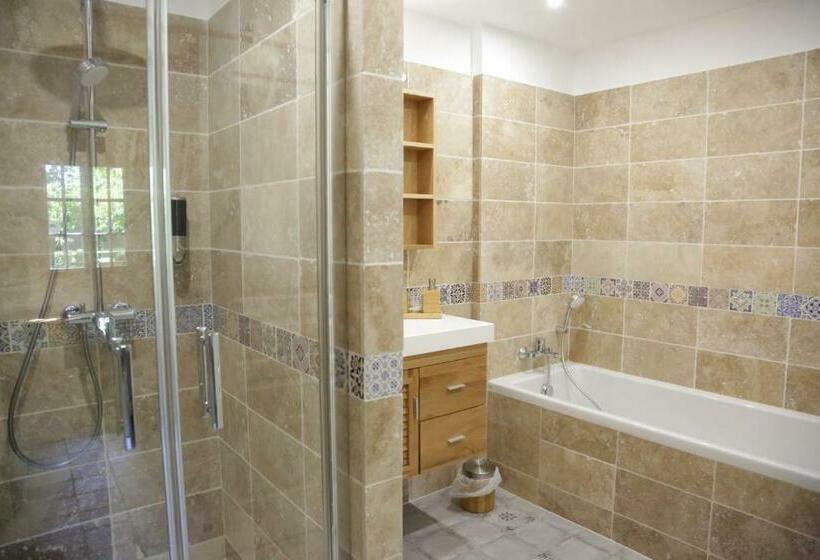 Номер Стандарт, Le Pavillon Vert   B&b