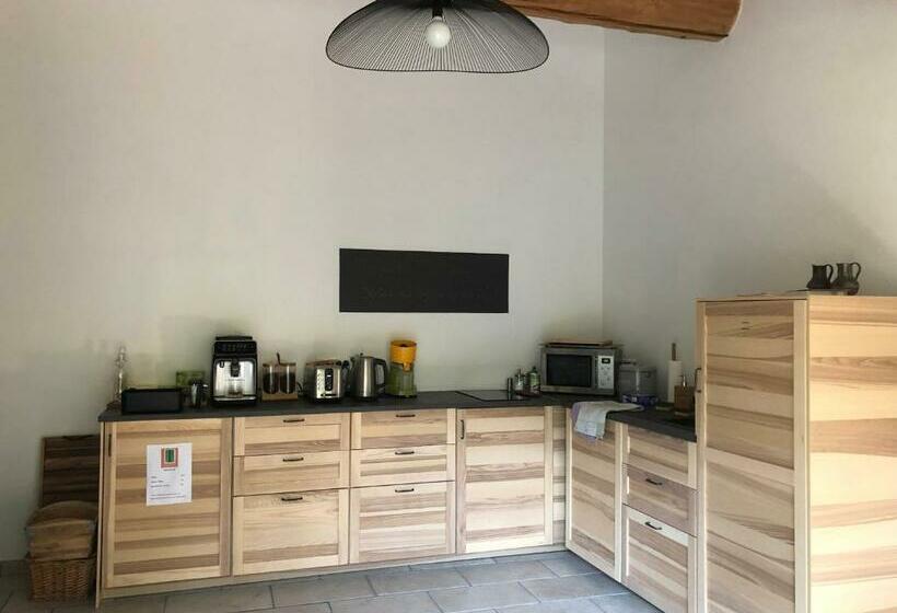 Номер Стандарт, Le Pavillon Vert   B&b