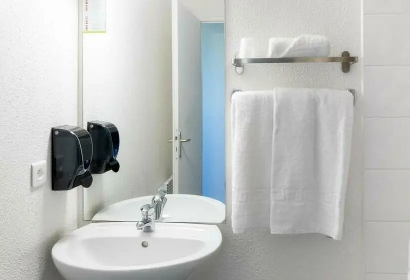 Camera Quadrupla Standard, Audotel