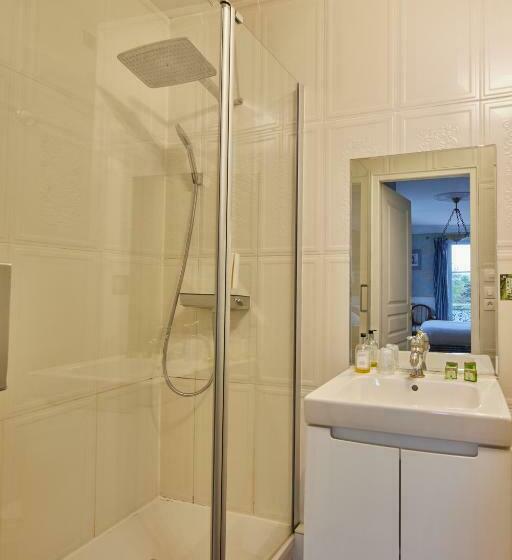 Номер Стандарт, Logis Hôtel & Restaurant Chateau De La Marjolaine