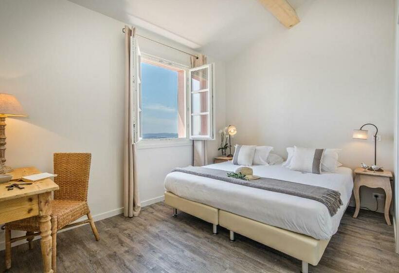 غرفة سوبيريور, Histoires De Bastide