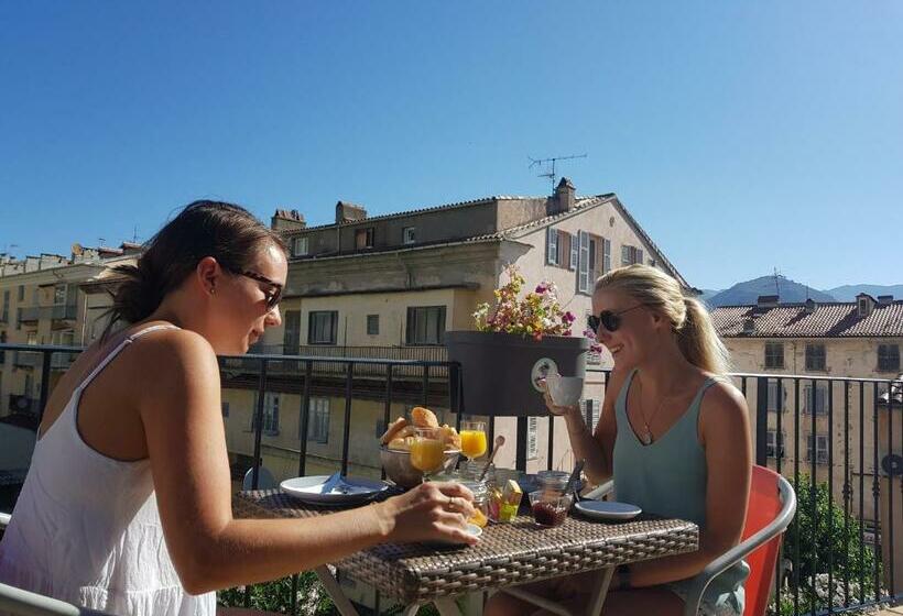 Номер Стандарт с Террасой, Hôtel U Passa Tempu