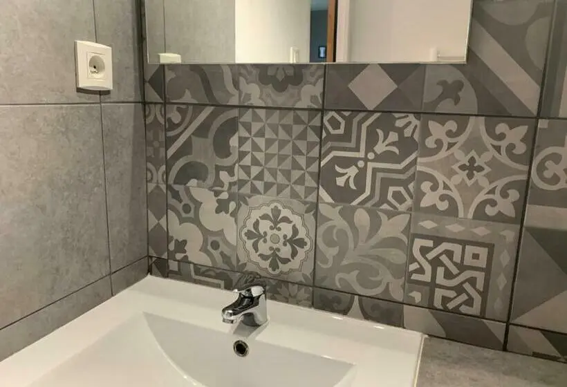 Perhehuone, Hôtel U Passa Tempu