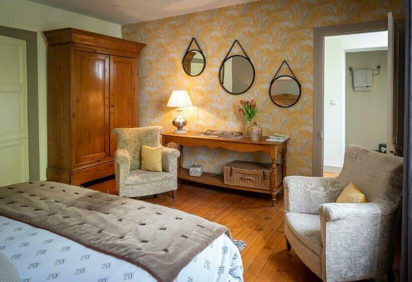 Номер Стандарт, Le Petit Matin