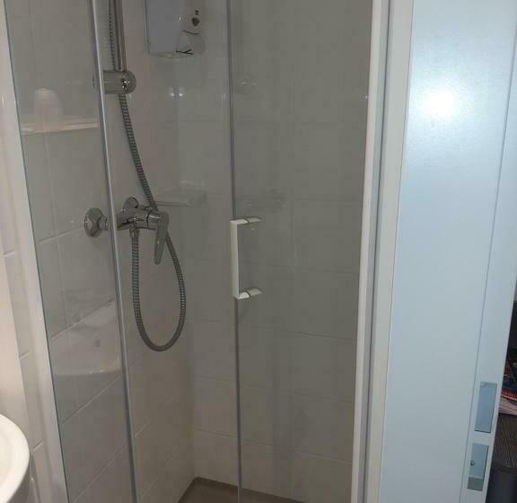 غرفة قياسية, Fasthotel Albertville