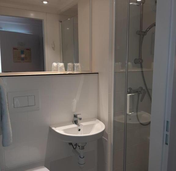 غرفة قياسية ثلاثية, Fasthotel Albertville