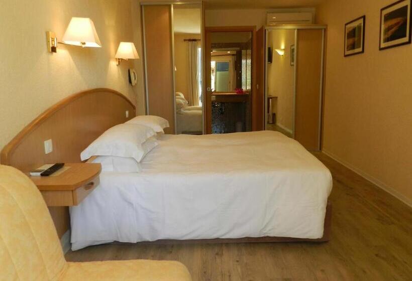 غرفة قياسية بالطابق الأرضى, Grand Hotel Moriaz