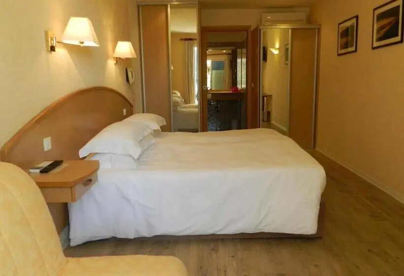 Standard-huone Pohjakerros, Grand Hotel Moriaz