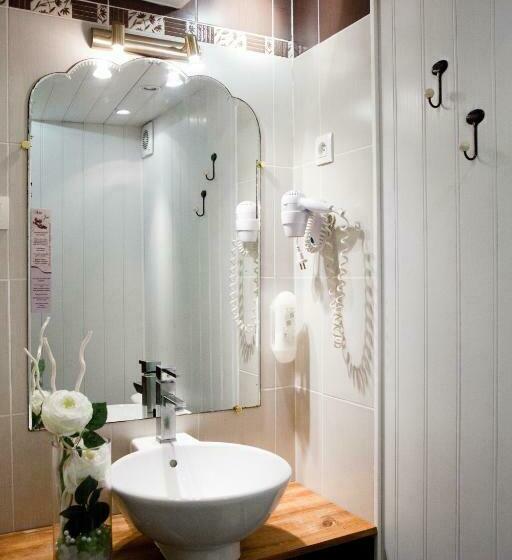 스탠다드 룸, Abat Jour