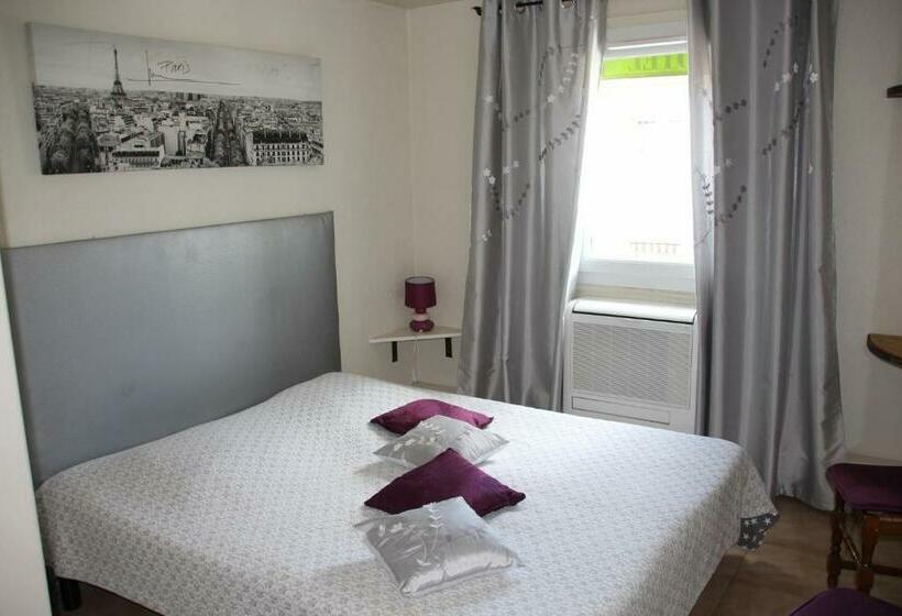 标准间, Auberge Des Toques