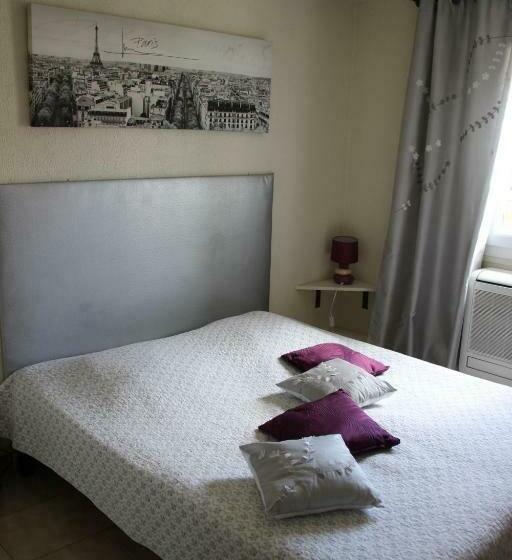 标准间, Auberge Des Toques