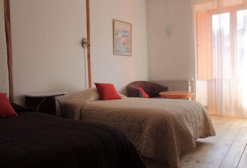 غرفة قياسية مزوَّدة بشُرفة, Auberge Du Haut Salat