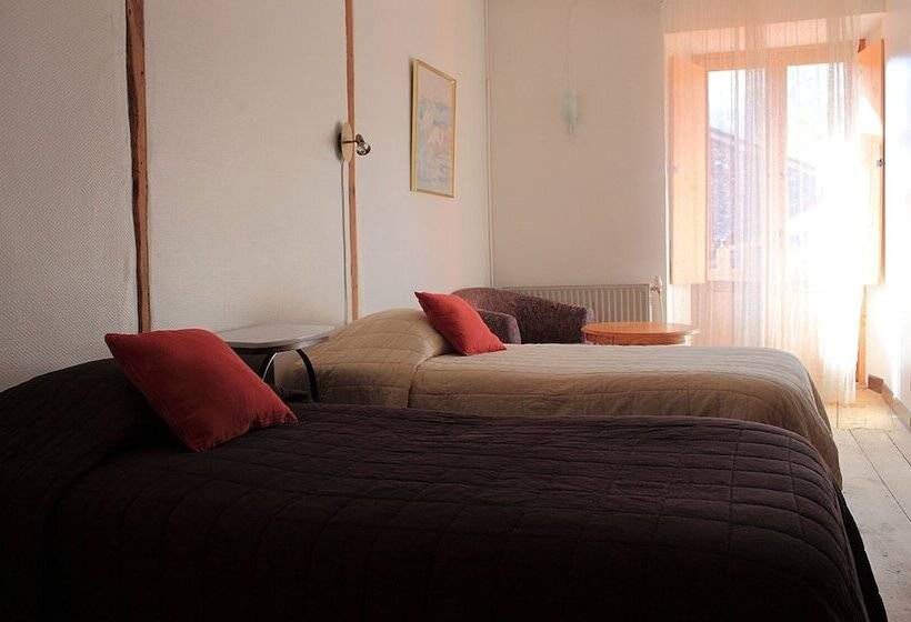 غرفة قياسية مزوَّدة بشُرفة, Auberge Du Haut Salat