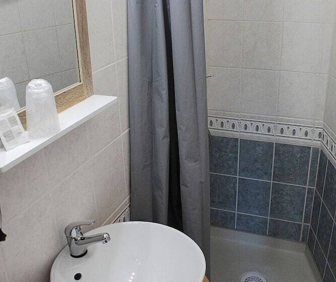 غرفة قياسية مزوَّدة بشُرفة, Auberge Du Haut Salat