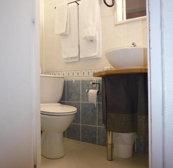 غرفة قياسية مزوَّدة بشُرفة, Auberge Du Haut Salat