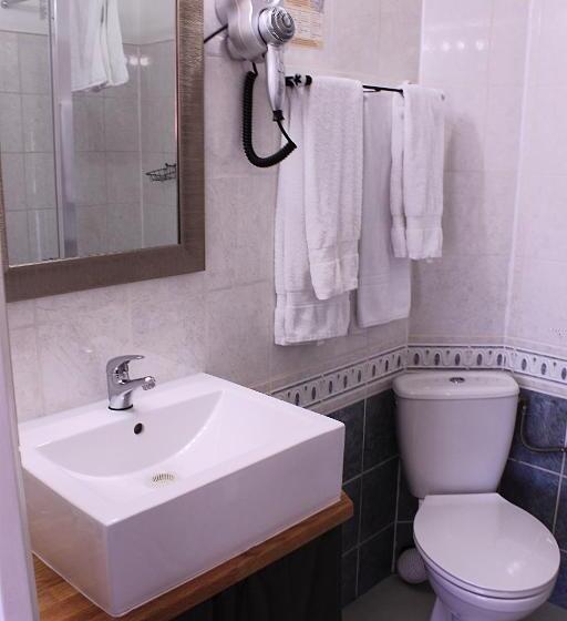 غرفة قياسية رباعية, Auberge Du Haut Salat