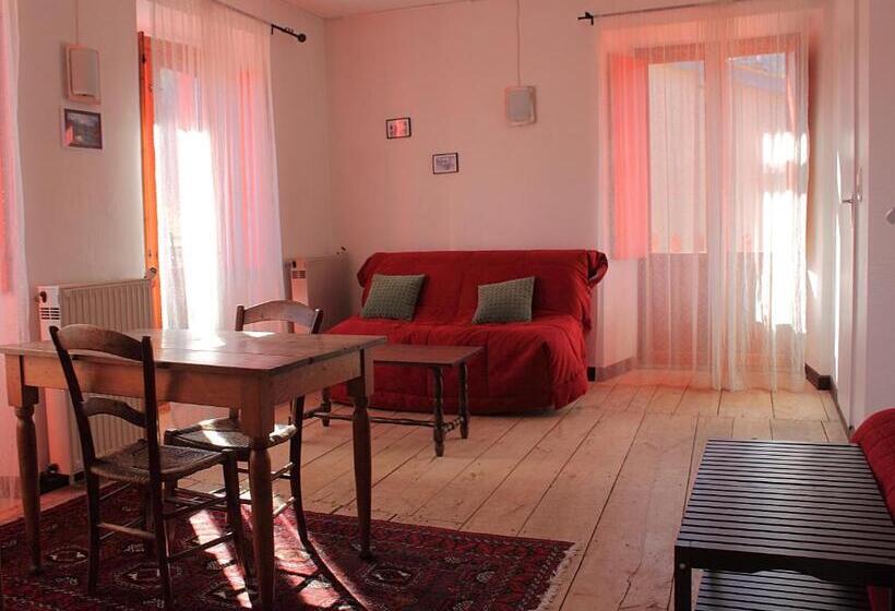 غرفة قياسية رباعية, Auberge Du Haut Salat