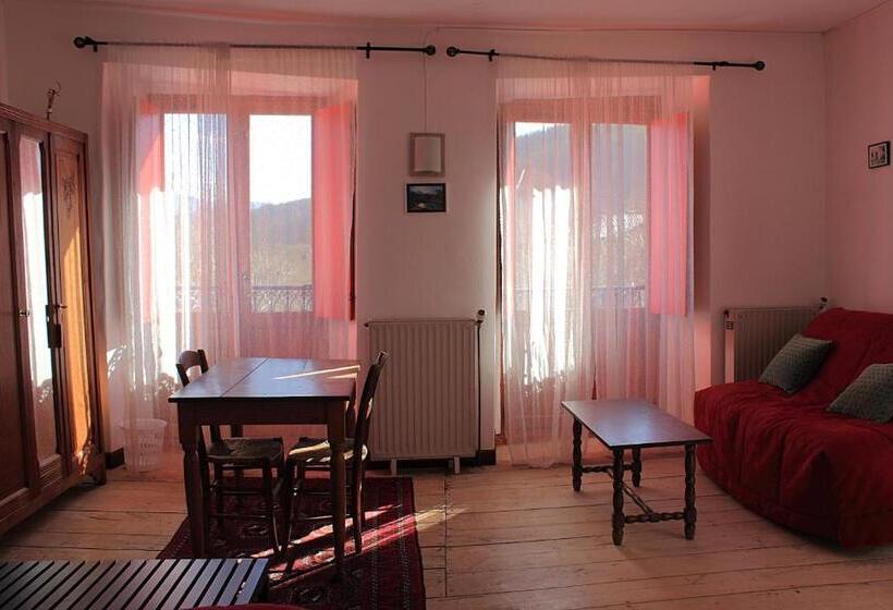 غرفة قياسية رباعية, Auberge Du Haut Salat